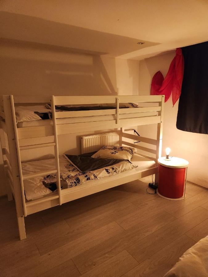 Appartement Moderne Avec Terrasse Et Piscine A Chatel Sur Bex מראה חיצוני תמונה